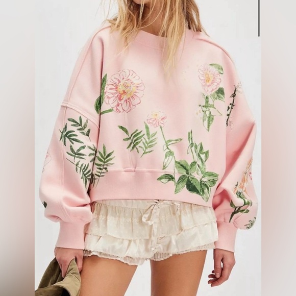 Floral Pink Sweatshirt NWOT - Picture 2 of 5